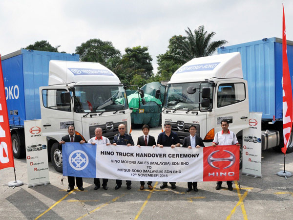 Handover Ceremony Of Hino Sh1e Prime Mover To Mitsui Soko Malaysia Sdn Bhd