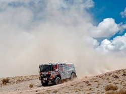 Car 1, crewed by Yoshimasa Sugawara and Mitsugu Takahashi