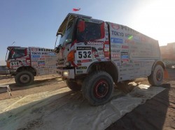 Car 1 arrives at Calama. 