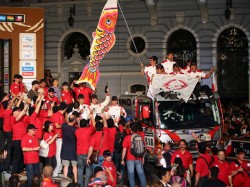 Car 2 is awarded the Under 10-litre Class Championship at the podium. 