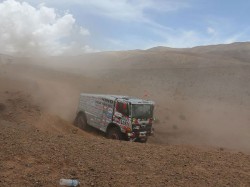 Car 1, crewed by Yoshimasa Sugawara and Mitsugu Takahashi 